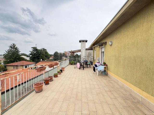 Appartamento in vendita a Cerro Maggiore, Lombardia