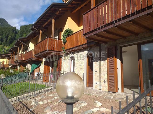 Appartamento in vendita a Clusone, Lombardia