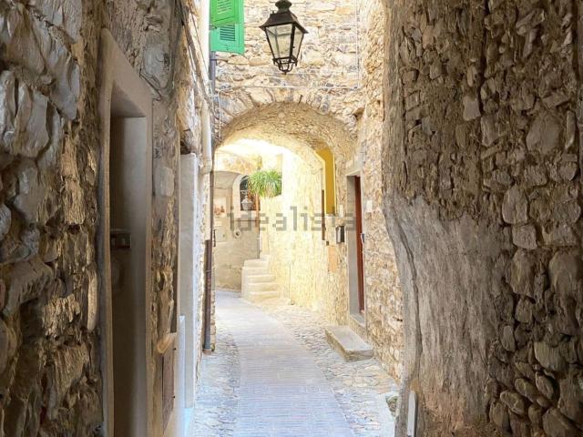 Appartamento in vendita a Vallebona, Liguria