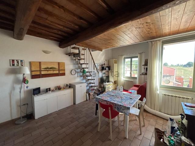 Appartamento in vendita a Casaterra, Siena