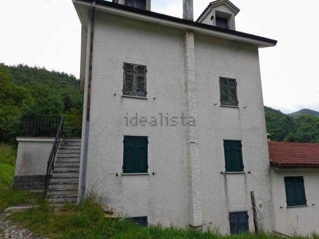 Appartamento in vendita a Fontanigorda, Liguria