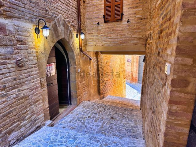 Appartamento in vendita a Morelli, Marche