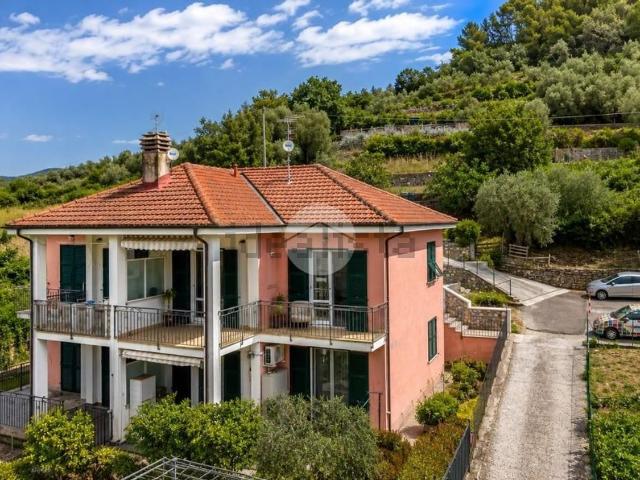 Appartamento in vendita a Artallo, Imperia