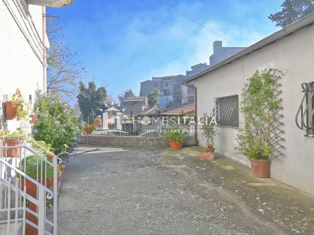 Appartamento in vendita a Roccalvecce, Viterbo