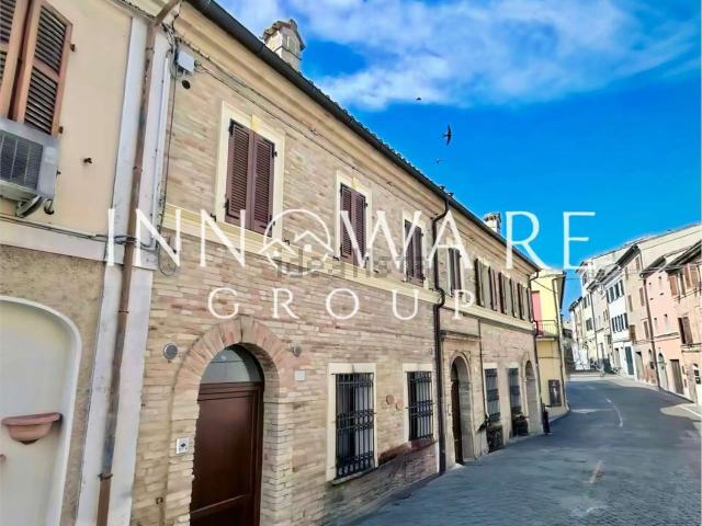 Appartamento in vendita a Castelnuovo, Marche