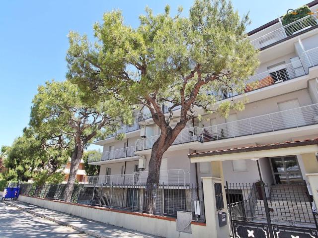 Appartamento in vendita a Sentina, Marche