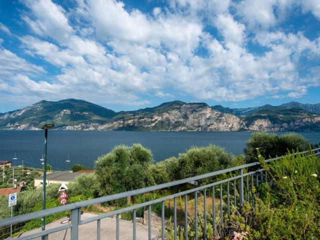 Appartamento in vendita a Brenzone sul Garda, Veneto