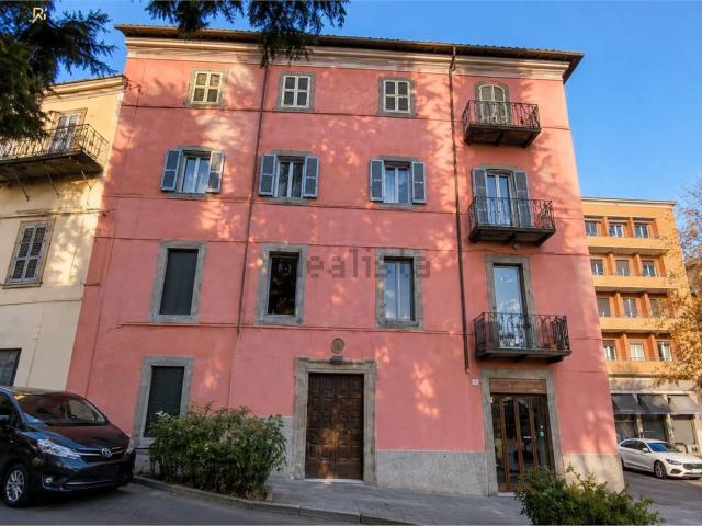 Appartamento in vendita a Viterbo, Lazio