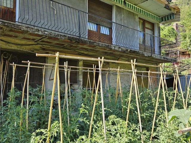 Appartamento in vendita a Colonnata, Carrara