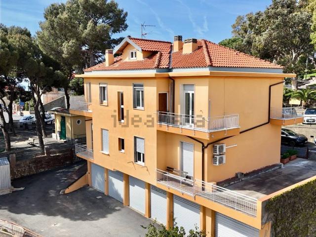 Appartamento in vendita a Poggio di Sanremo, San Remo