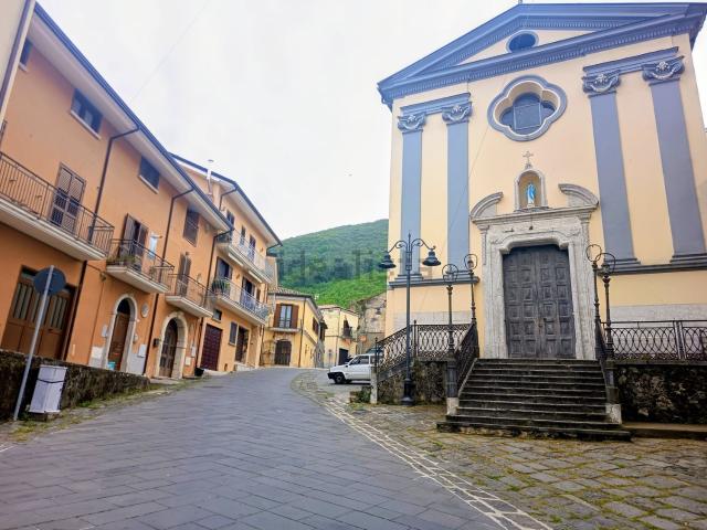 Appartamento in vendita a Chiusano San Domenico, Campania