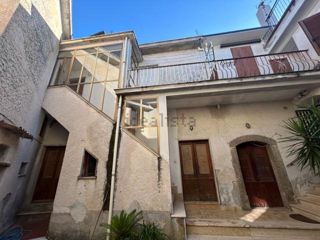 Appartamento in vendita a Capo Calvanico, Calvanico