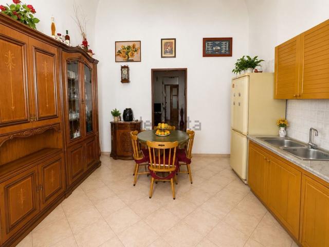 Appartamento in vendita a V Circoscrizione, Palermo