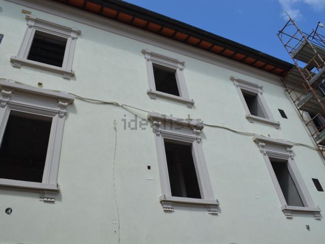 Appartamento in vendita a Centro, Poggibonsi