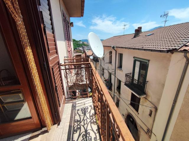 Appartamento in vendita a Montella, Campania