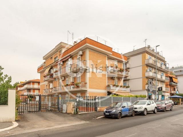 Appartamento in vendita a Alessandrino, Roma