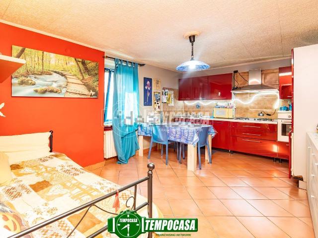 Appartamento in vendita a Brembate, Lombardia