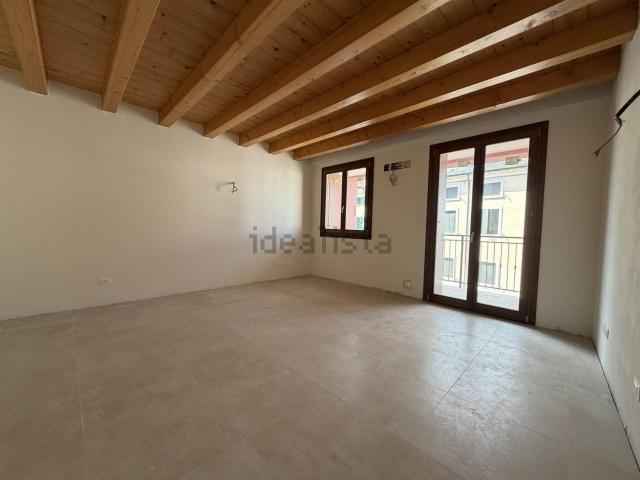 Appartamento in vendita a Belfiore, Veneto