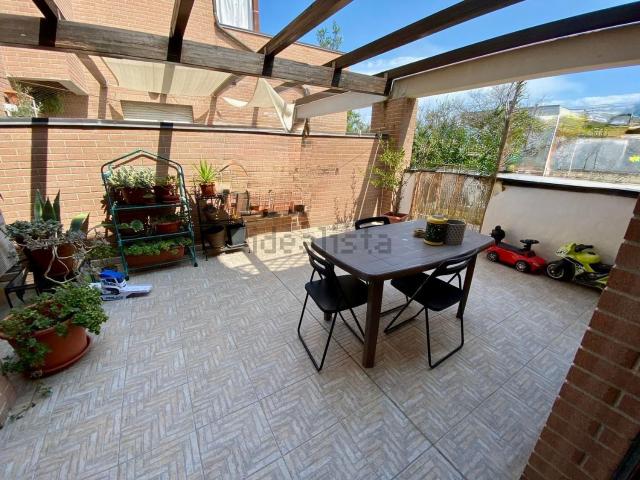 Appartamento in vendita a Castelferretti, Falconara Marittima