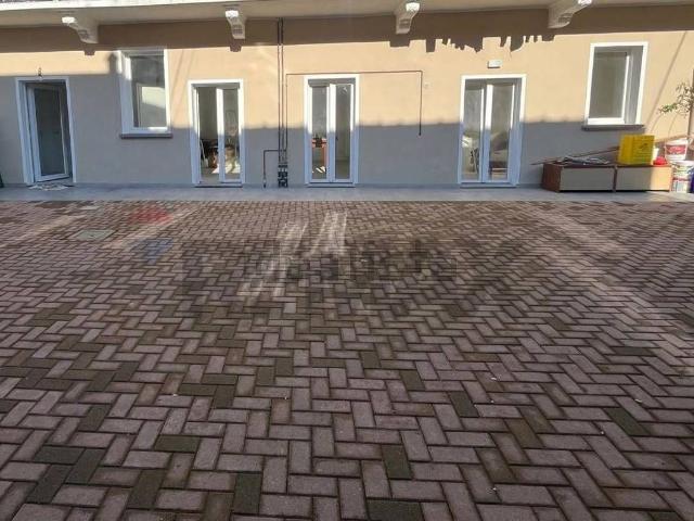 Appartamento in vendita a Varallo Pombia, Novara