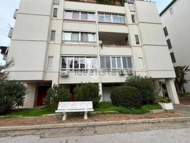 Appartamento in vendita a Municipio 1, Puglia