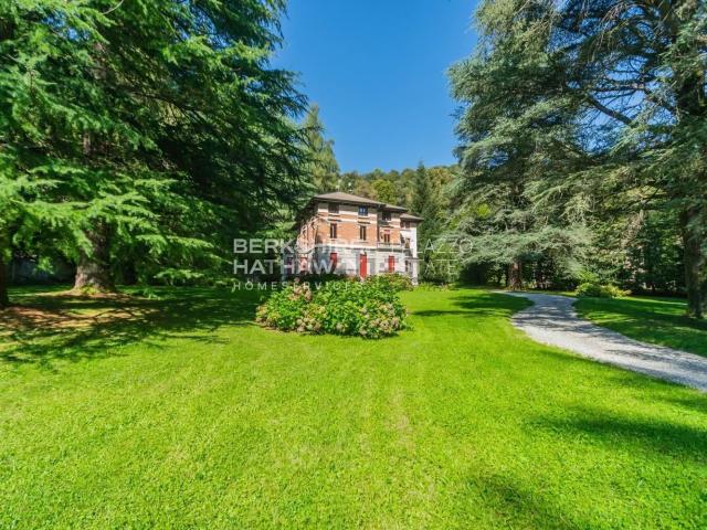 Appartamento in vendita a Lanzo d'Intelvi, Como