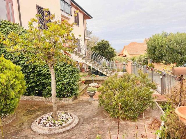 Appartamento in vendita a Montescudaio, Toscana