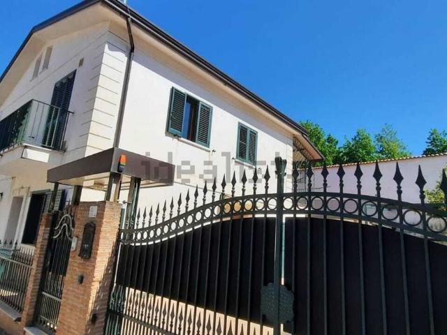 Appartamento in vendita a Sant'agata De' Goti, Campania