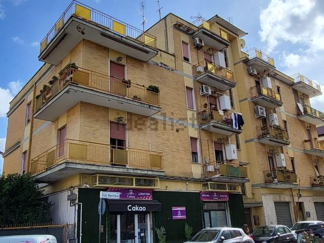 Attico in vendita a Cisterna Di Latina, Lazio
