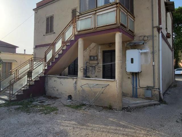 Appartamento in vendita a Latina, Lazio