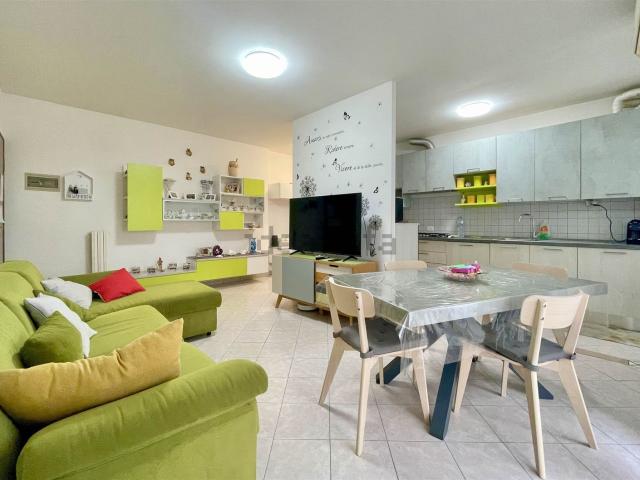 Appartamento in vendita a Suzzara, Lombardia