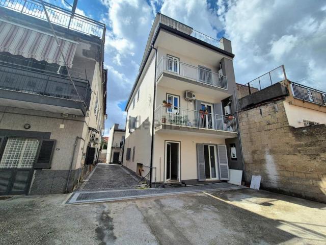 Appartamento in vendita a Caivano, Campania