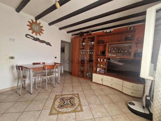 Appartamento in vendita a Sant'Agostino esterna-Porta Castello, Re