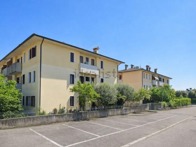 Appartamento in vendita a Onè di Fonte, Veneto
