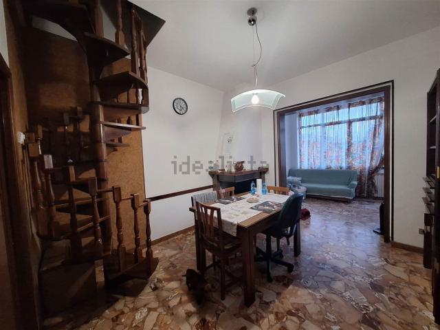 Appartamento in vendita a Marche, Macerata