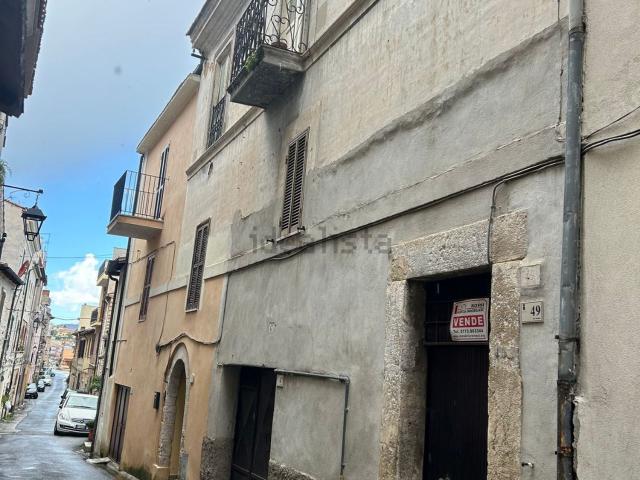 Appartamento in vendita a Priverno, Lazio