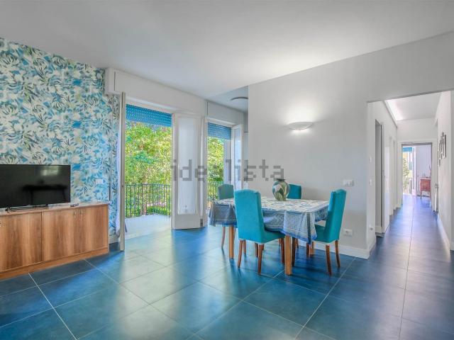 Appartamento in vendita a Camaiore, Toscana
