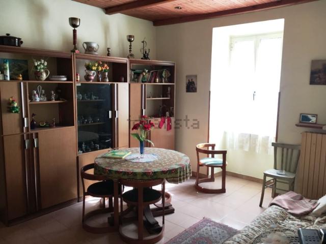 Appartamento in vendita a Carsoli, Abruzzo
