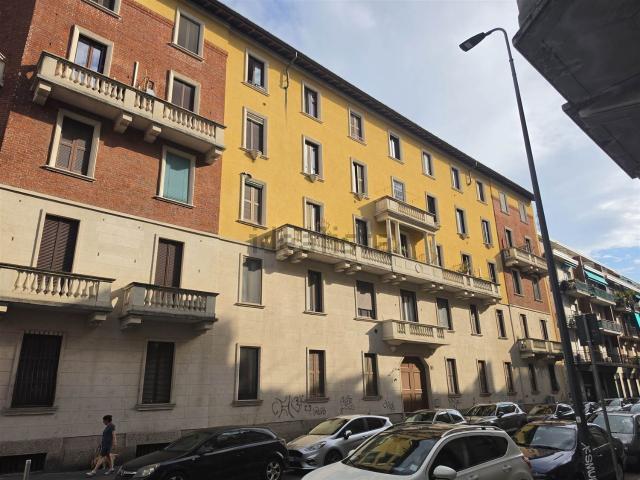 Appartamento in vendita a Municipio 9, Milano