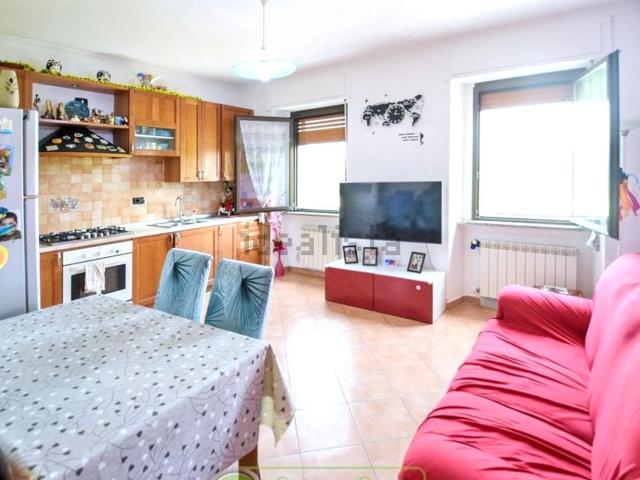 Appartamento in vendita a Bellusco, Lombardia