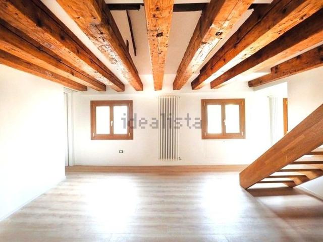 Appartamento in vendita a Venezia