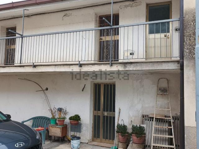 Appartamento in vendita a Isernia, Molise