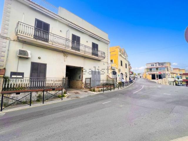 Appartamento in vendita a Monte Di Procida, Campania