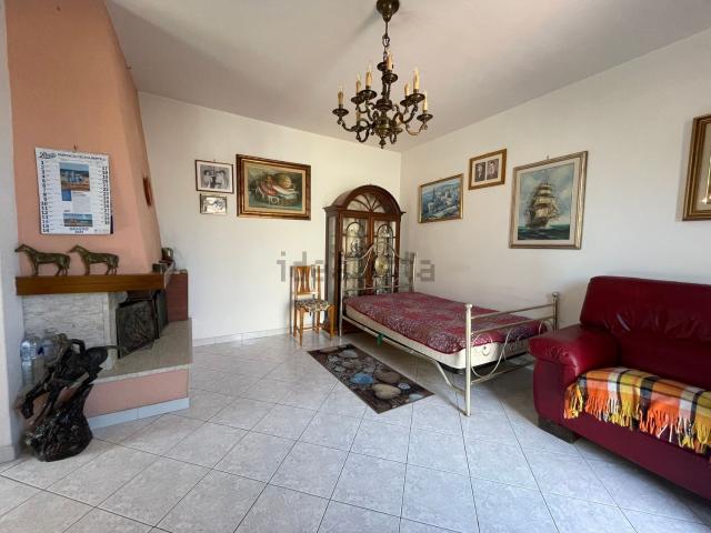 Appartamento in vendita a Cecina, Toscana