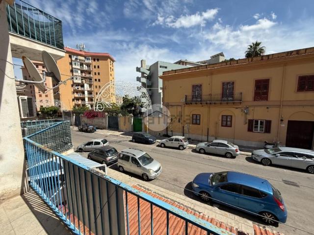 Appartamento in vendita a VII Circoscrizione, Palermo
