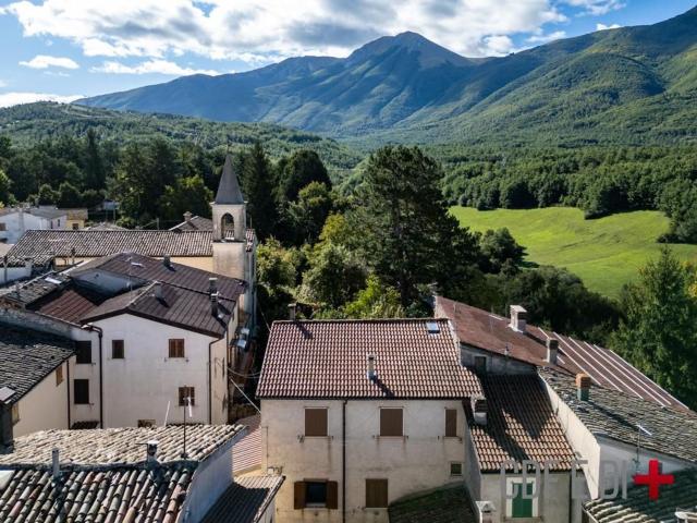 Appartamento in vendita a Leonessa, Lazio