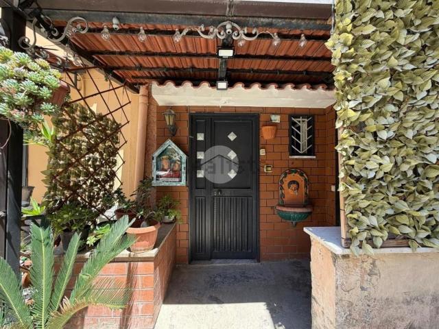 Appartamento in vendita a Afragola, Campania