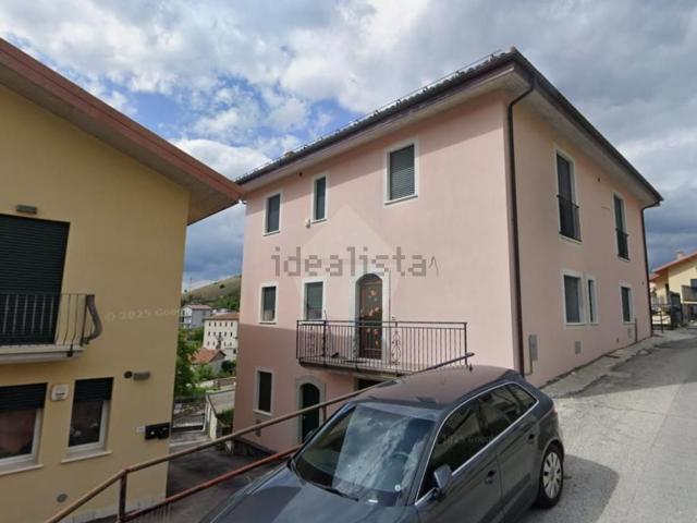 Appartamento in vendita a Tornimparte, Abruzzo