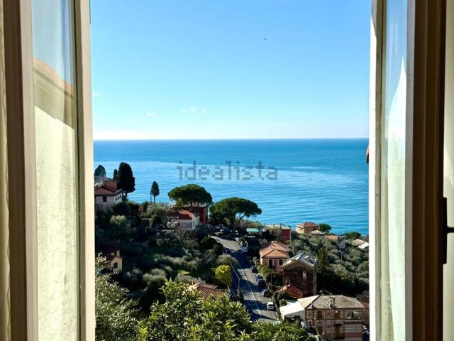 Appartamento in vendita a Case rosse, Camogli