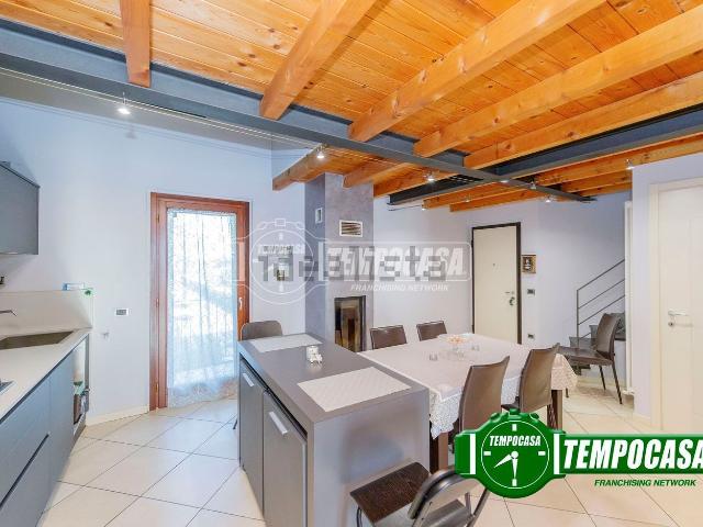 Appartamento in vendita a Piacenza, Reggio Emilia